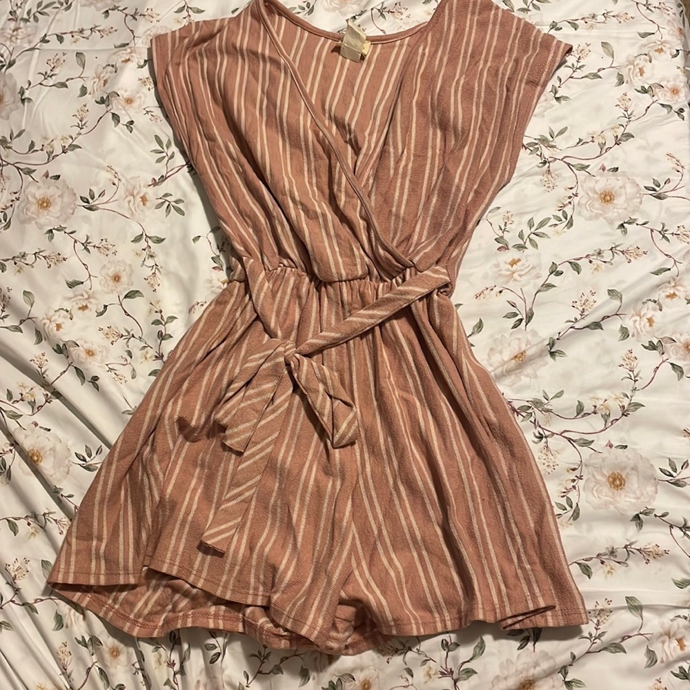 peach romper